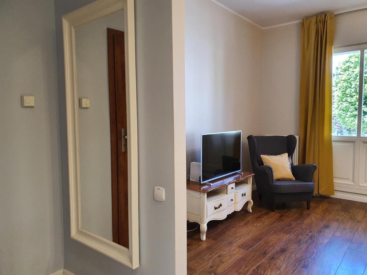 Apartment Apartament Z Balkonem I Parkingiem - Bohaterow Monte Cassino 42 *